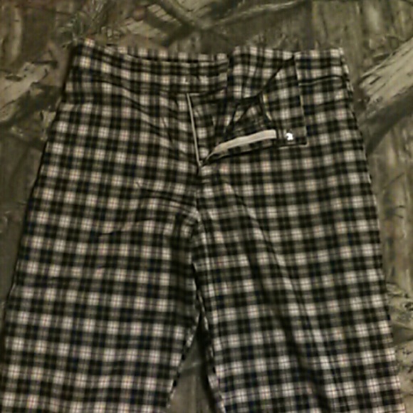 Capris - Picture 2 of 2
